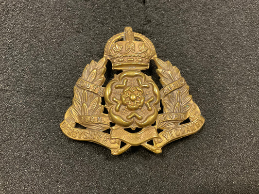 Derbyshire Yeomanry cap badge with blank scroll