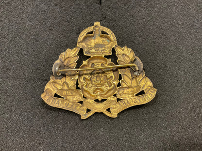 Derbyshire Yeomanry cap badge with blank scroll
