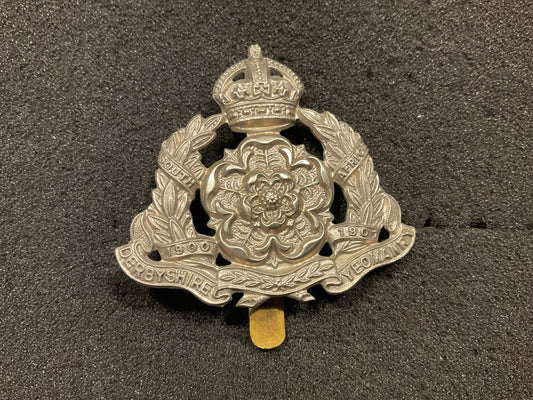 Derbyshire Yeomanry white metal cap badge.