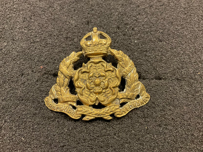 The Derbyshire Yeomanry brass cap badge