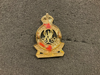 Queen Marys Regiment Surrey Yeomanry brass cap badge