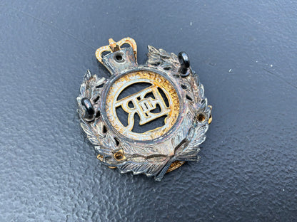 Royal Australian Engineers b/m cap badge