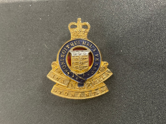 Anodised NZ Ordnance corps collar badge.