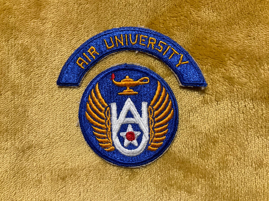 WW2 USAAF Air Force University Patch & title