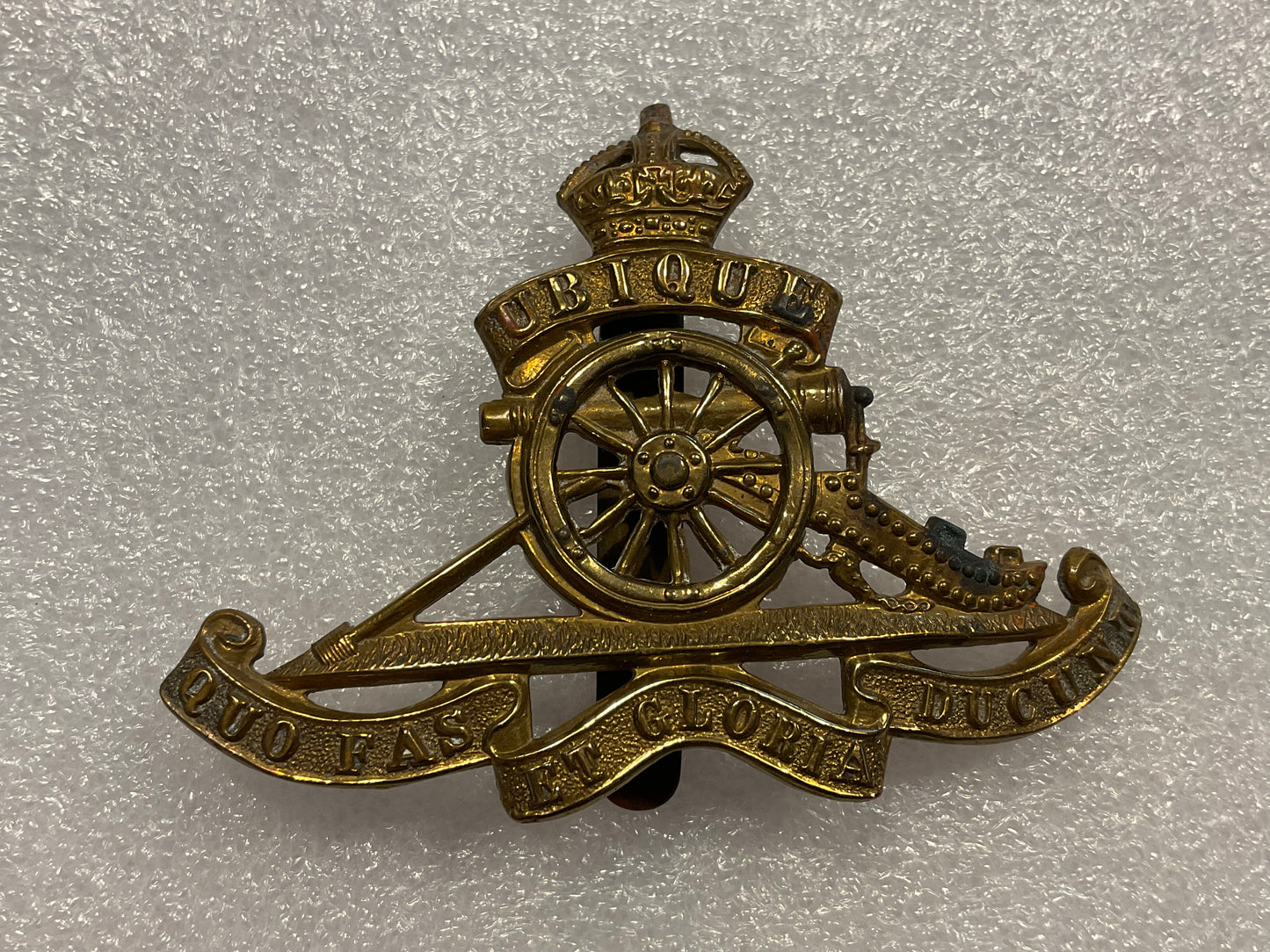 WW1 Royal Artillery ORs cap badge.