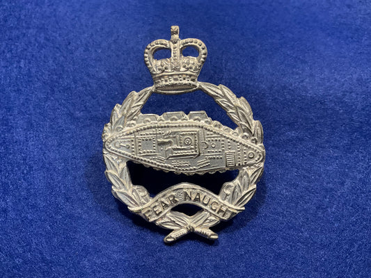Post 1952 Officers Royal Tank Regiment (R.T.R) brush silvered cap badge.