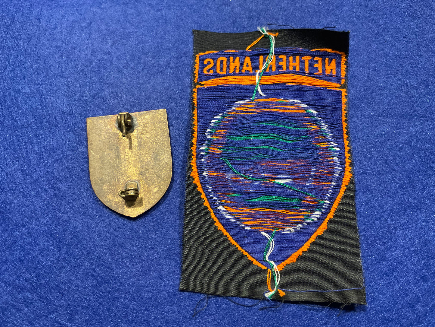 Netherlands Multinational Force & Observers sleeve & lapel badge (Sinai 1982-95)