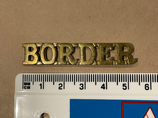 WW1 2nd Battalion, The Border Regiment, officers shoulder title.