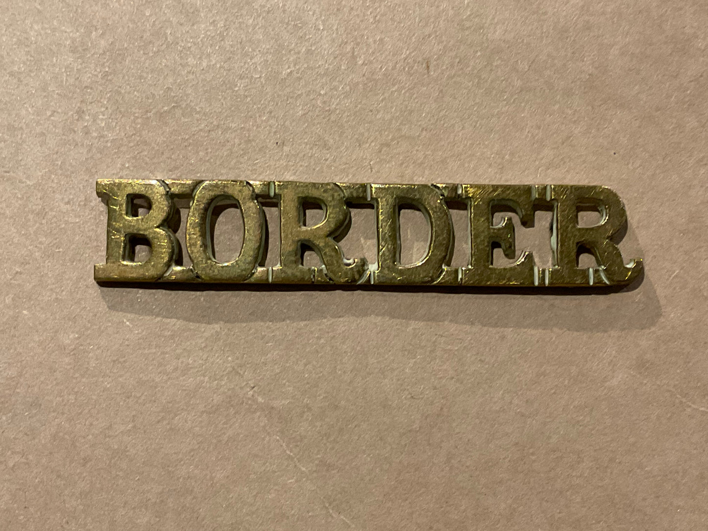 WW1 2nd Battalion, The Border Regiment, officers shoulder title.