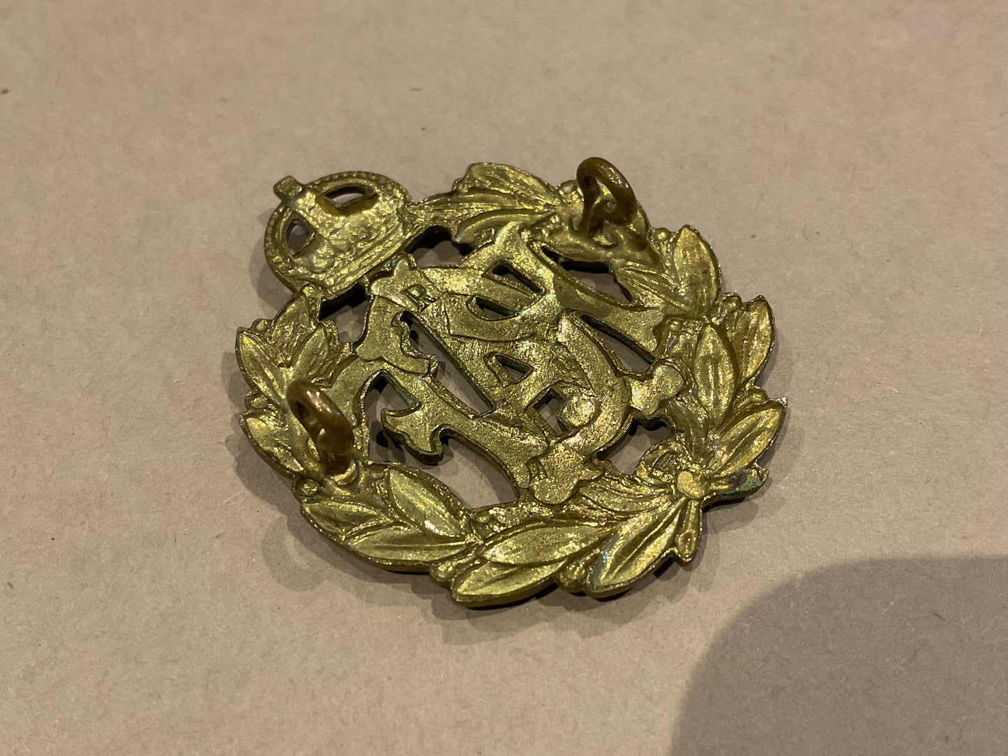 R.C.A.F 1st Pattern brass cap badge made by RODEN.