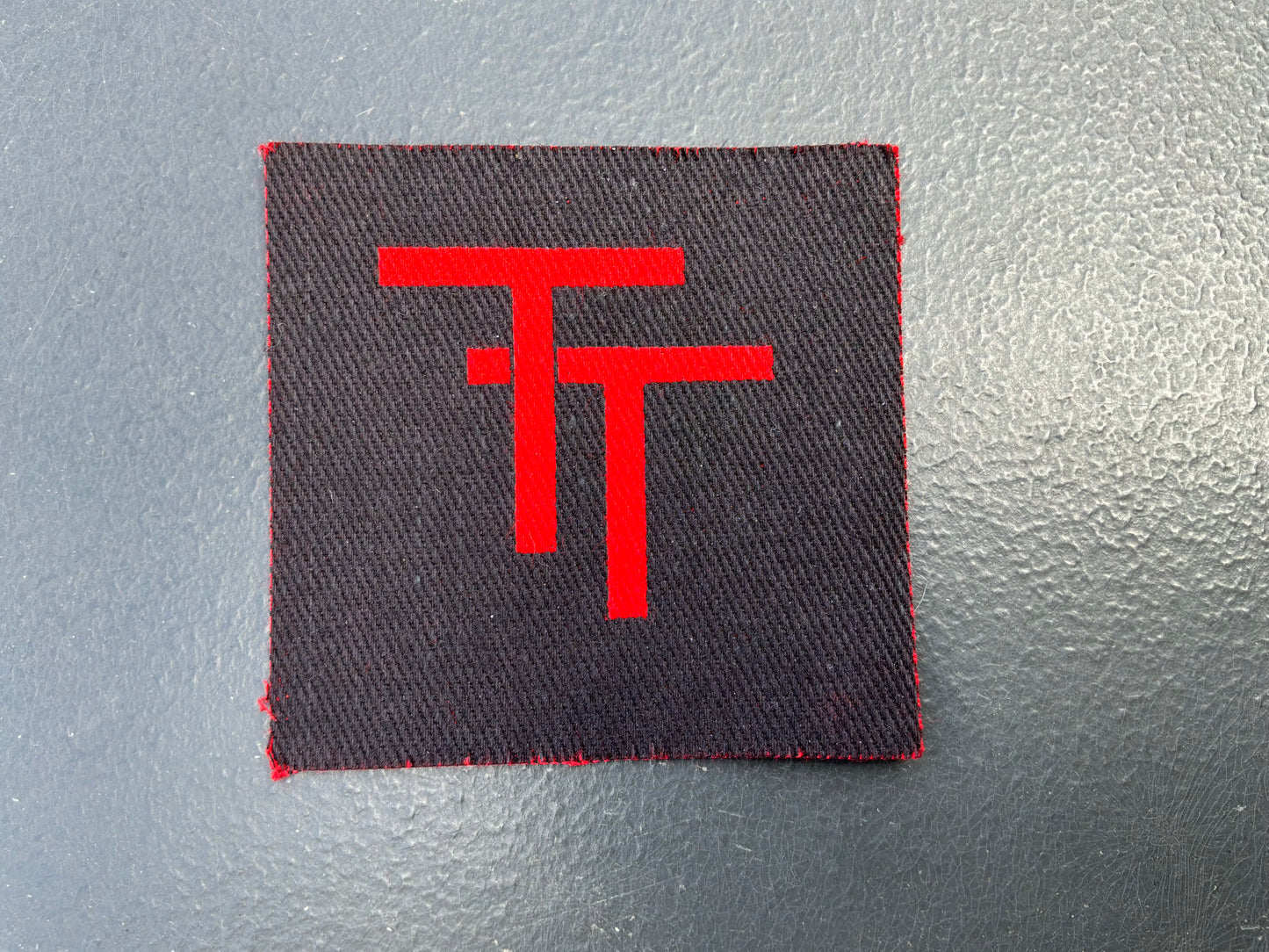WW2 printed 50th (Northumbrian) Division formation sign.