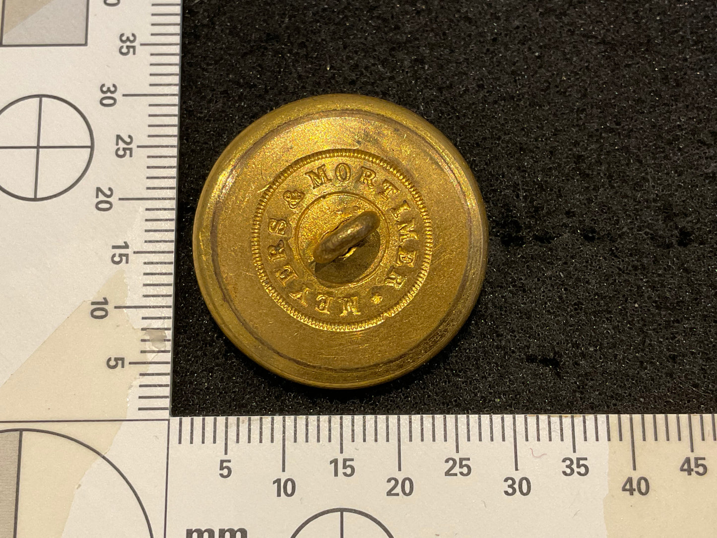 Burmese Military Forces officers button