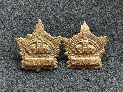 WW1 C.E.F General Service collars by CARON BROS , MONTREAL 1916.