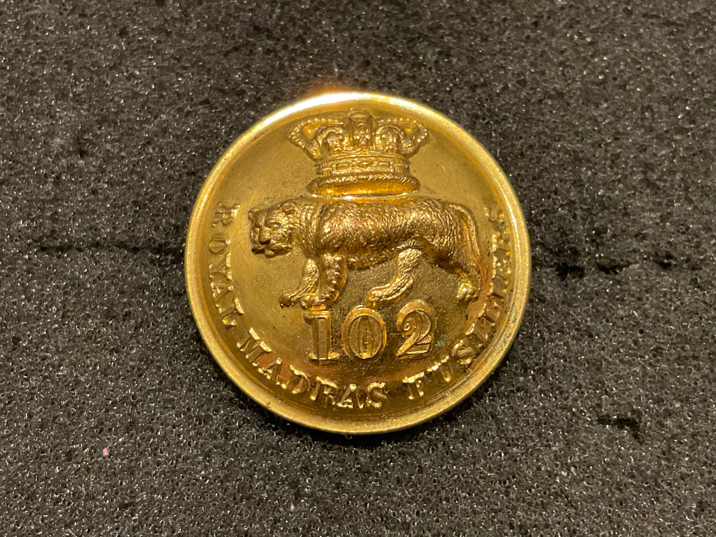 QVC 102nd Royal Madras Fusiliers button by JENNINGS.