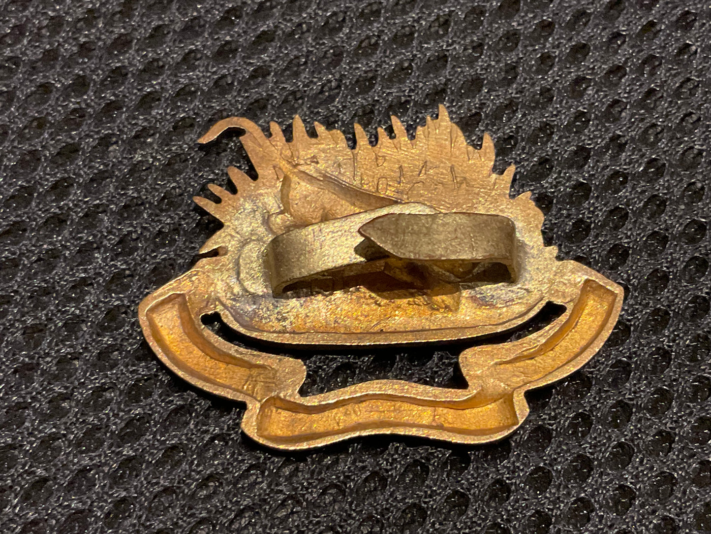 Officers West African Regiment gilt cap badge
