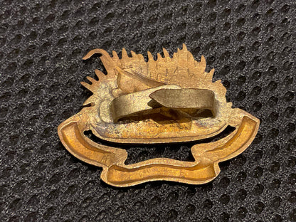 Officers West African Regiment gilt cap badge