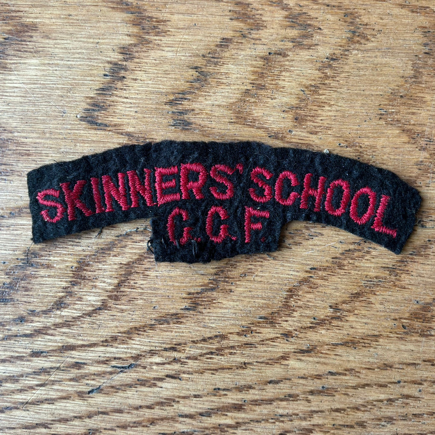 SKINNERS’ SCHOOL C.C.F cloth shoulder title.
