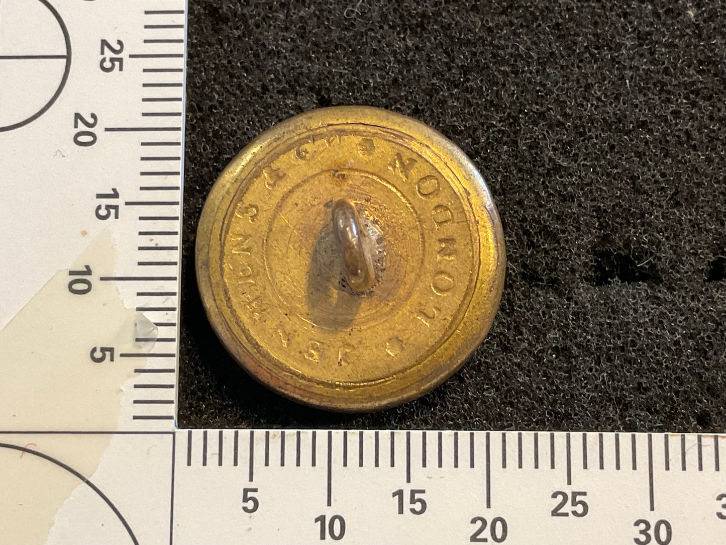 Officer's Gilt Button - 5th Bengal Native Infantry (Post-1861)