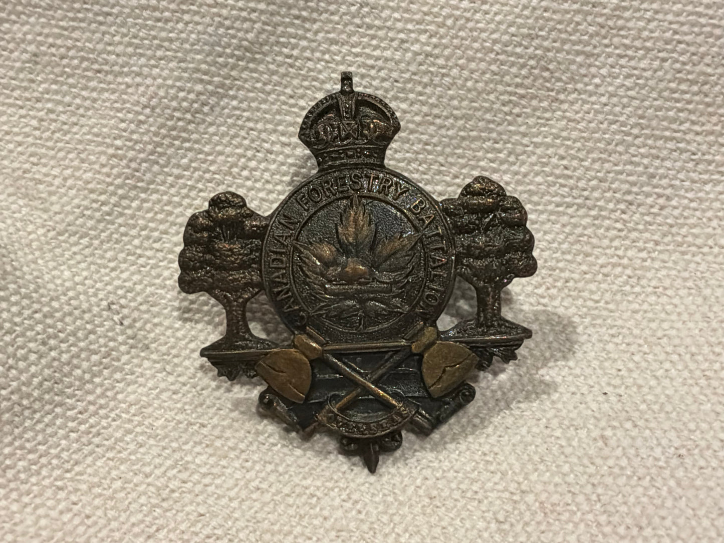 WW1 Canadian Forestry Battalion cap badge by ALLAN