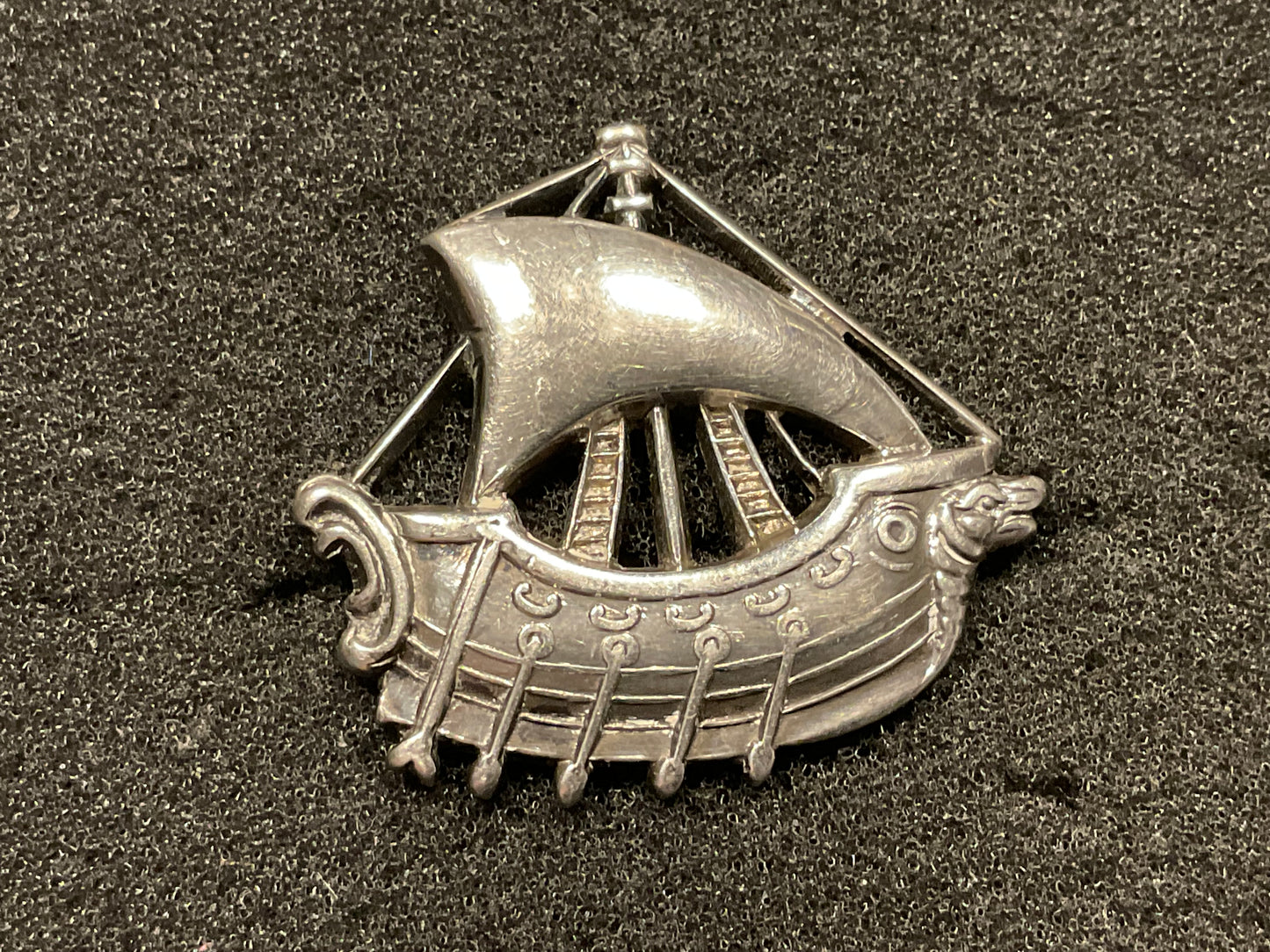 2nd Punjab Regiment 1927 hallmarked silver officers collar badge.