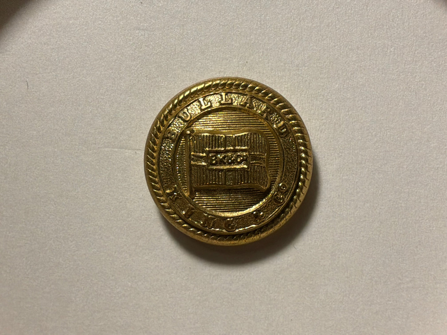 Bullard, King & Co Shipping Line 20mm gilded brass button
