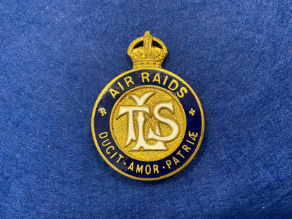 WW1 London Telephone Service Air Raids lapel badge.