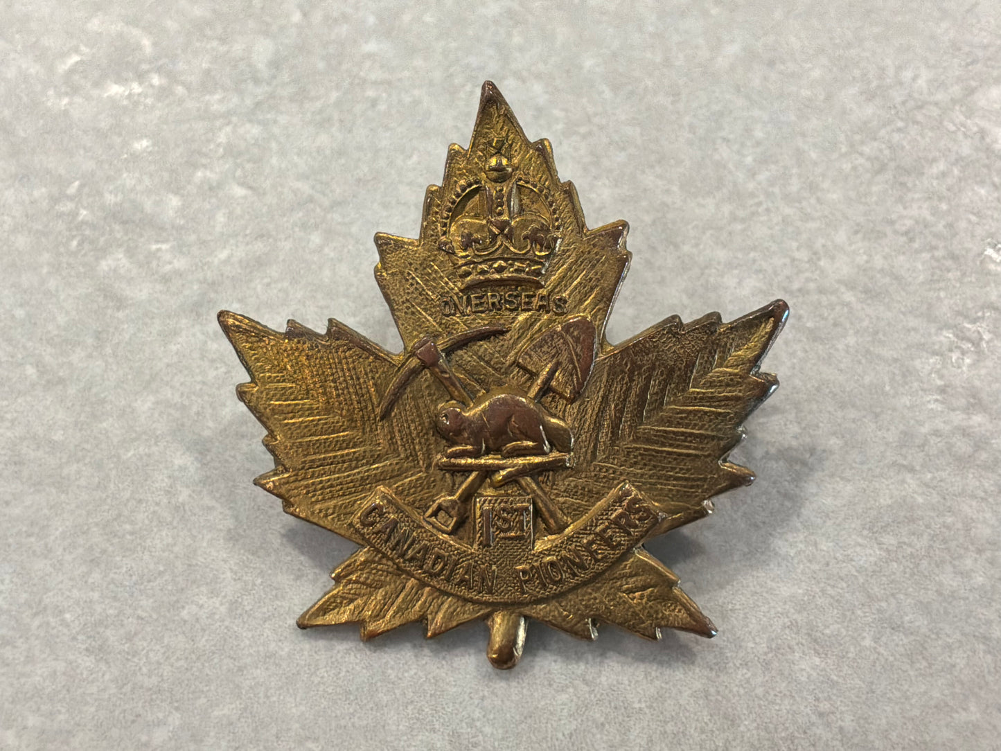 WW1 CEF 1st Canadian Pioneer Division collar/sweetheart.