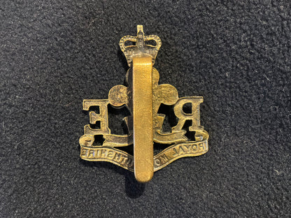 Royal Monmouthshire Royal Engineers (Militia) (TA) cap badge.