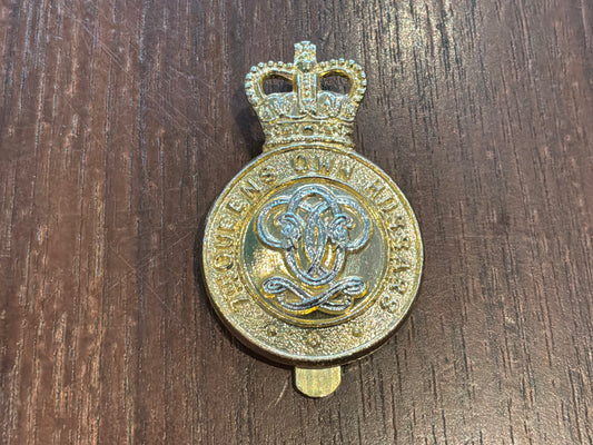 Anodised 7th Queens Own Hussars cap badge 1955-58
