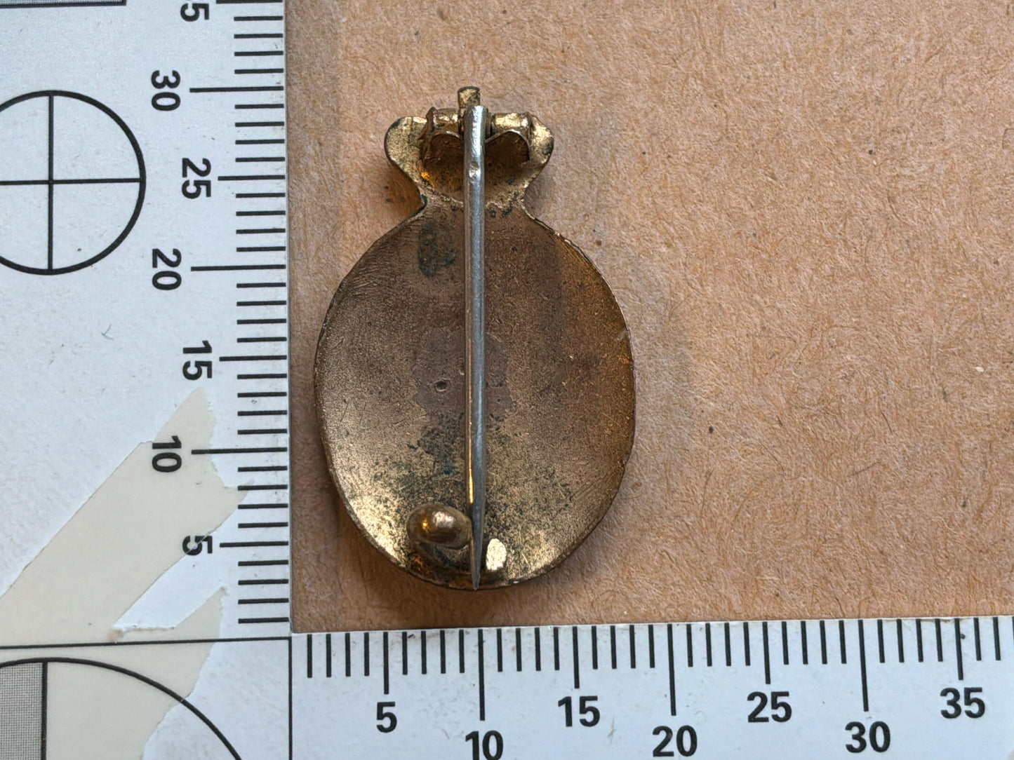 R.N.F.U.S.W. (Royal Naval Friendly Union of Sailors' Wives) lapel badge.