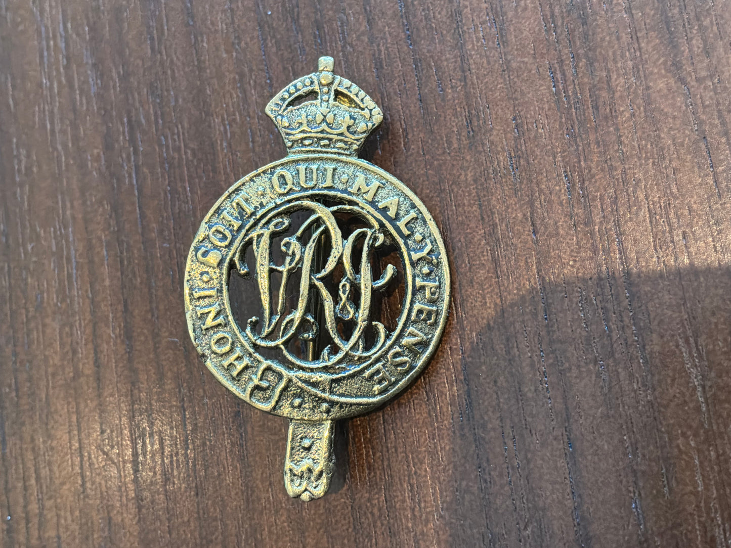 WW1/2 British Indian Army 2nd Queen Victoria’s Own (Madras) Miners & Sappers hat badge.