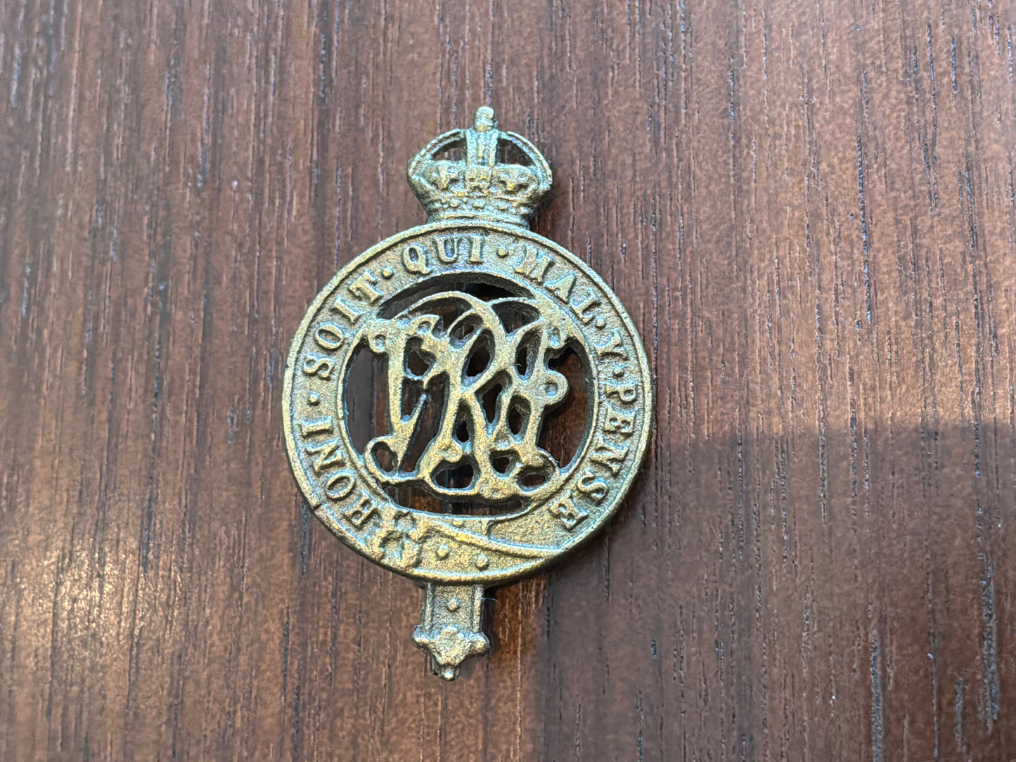 WW1/2 British Indian Army 2nd Queen Victoria’s Own (Madras) Miners & Sappers hat badge.