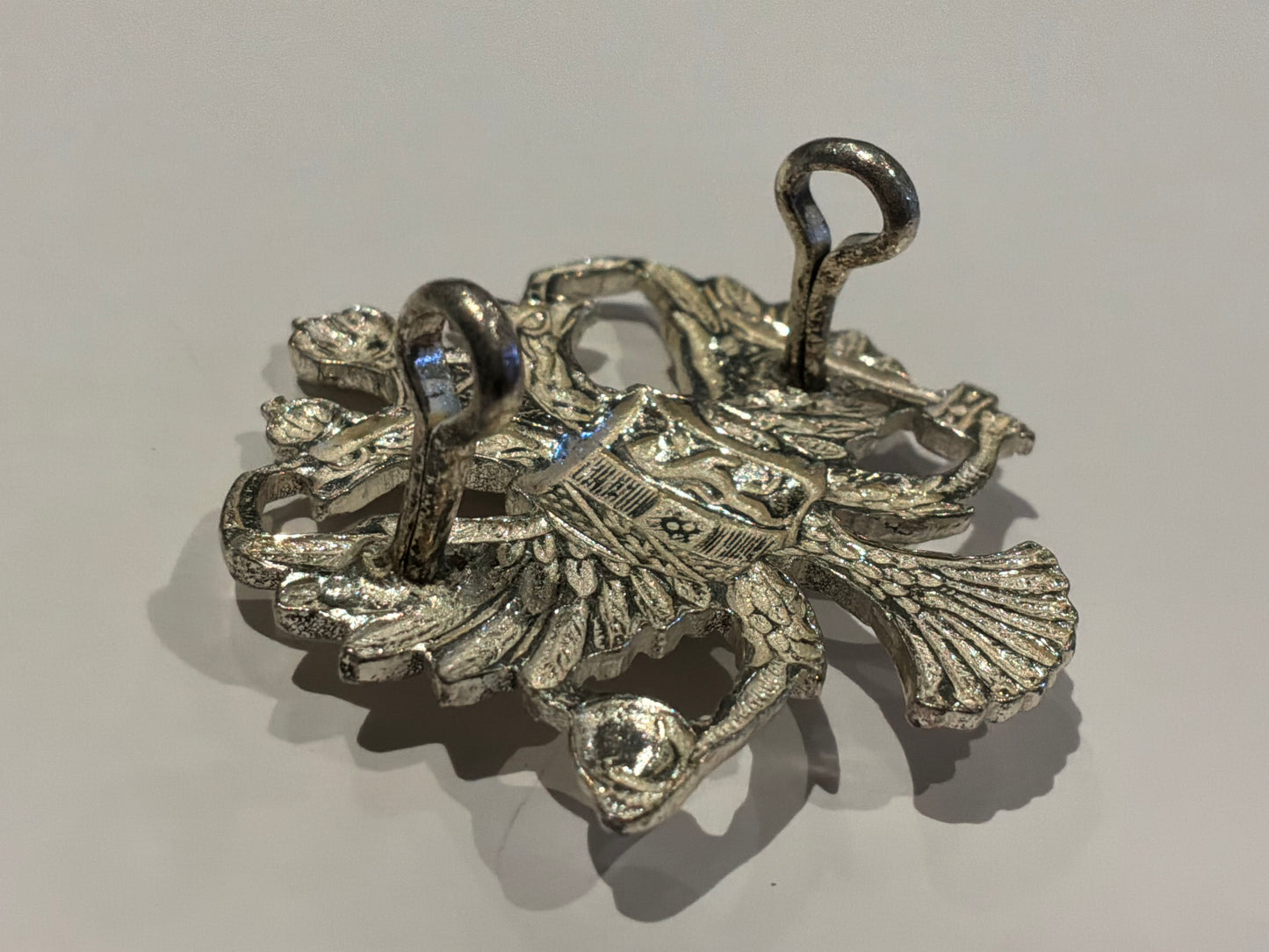 1st Queens Dragoon Guards (QDG) Officers Frosted Silver Plate Cap Badge