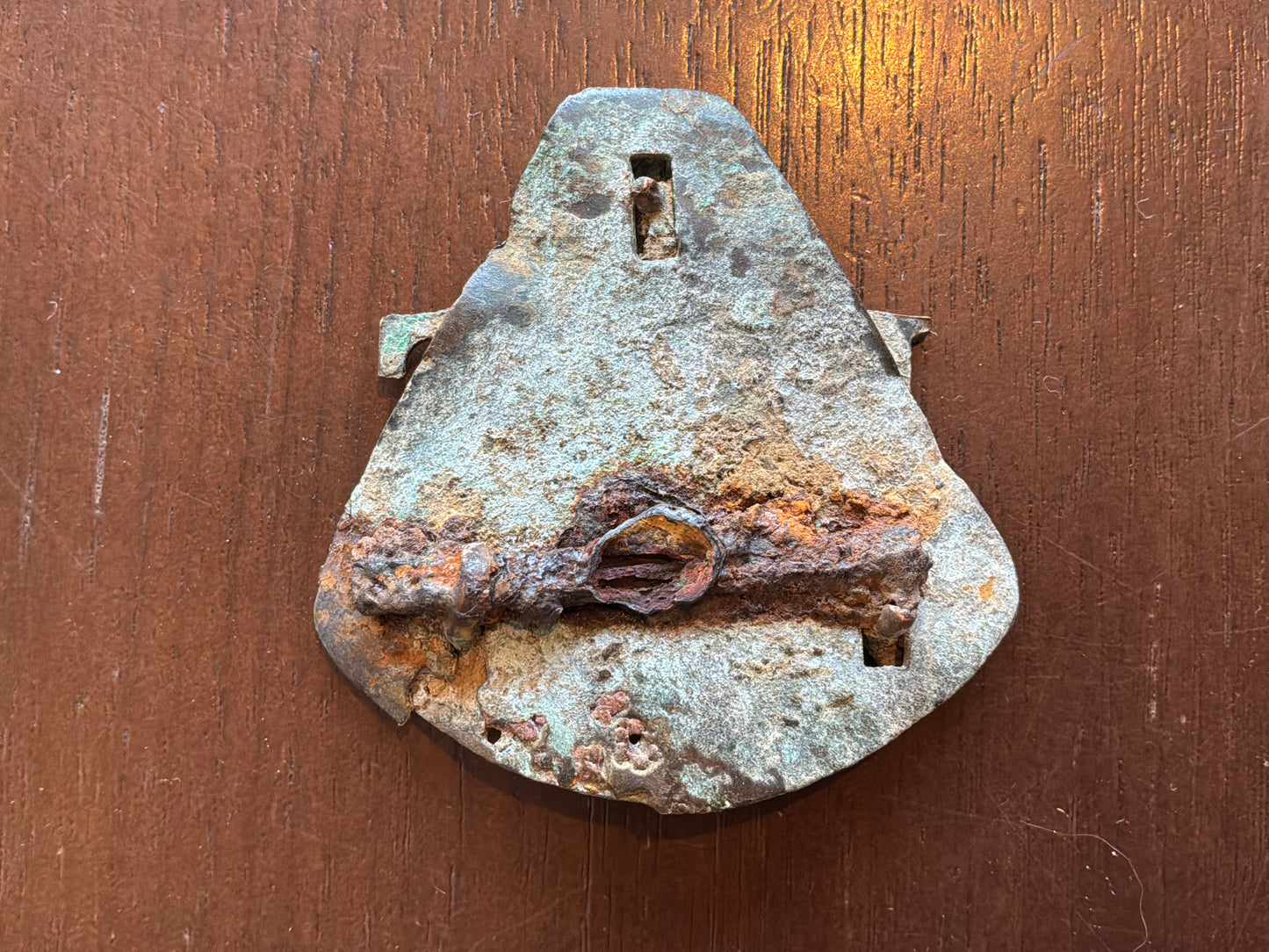 T/RAMC CITY OF LONDON  brass shoulder title (relic find)