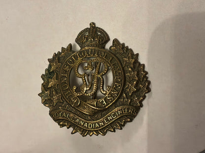 WW1 CEF Royal Canadian Engineers cap badge with rear pugri fixing.