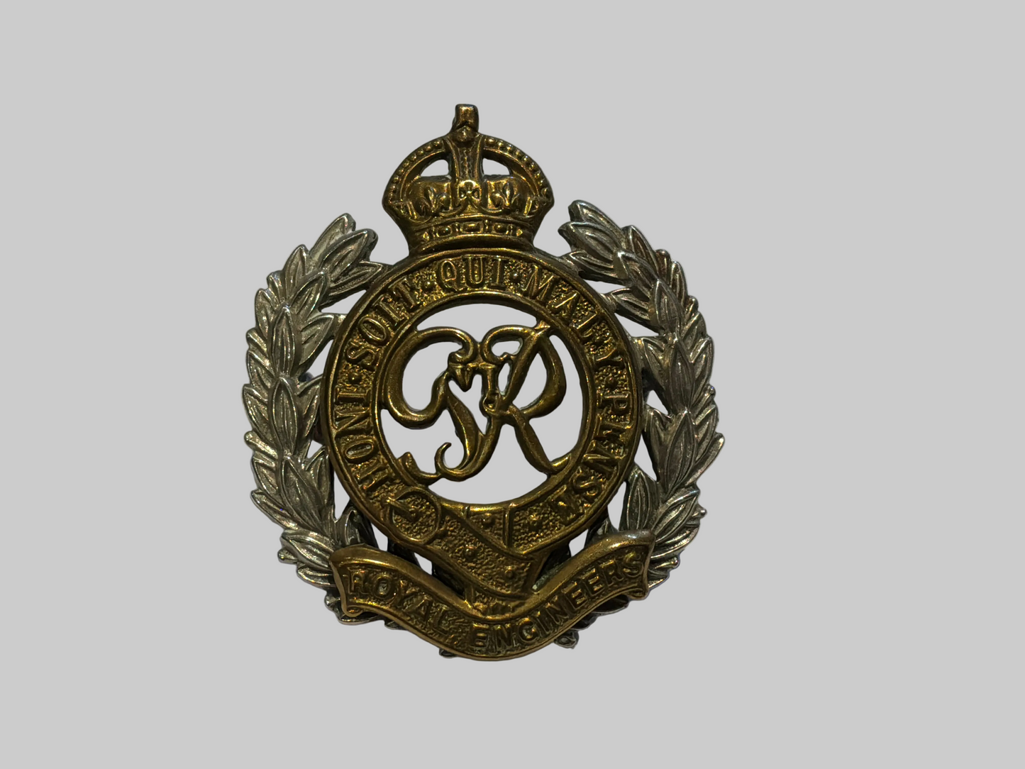 George VI Royal Engineers officers cap badge by Gaunt.