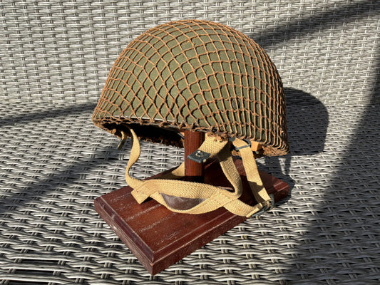British HSAT Mk II paratrooper helmet -- BMB 1953, size 6⅞, with net -- front