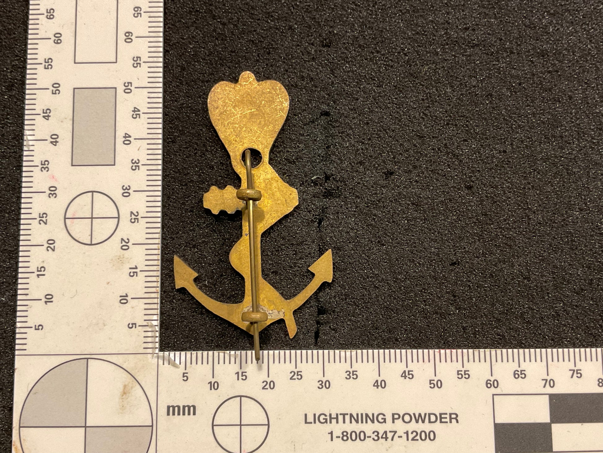 Malay Naval badge possibly 1960-70s