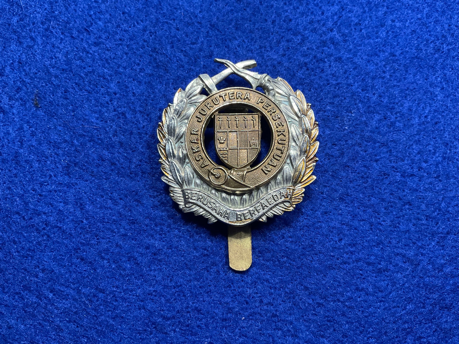 Pre Federation Malay Engineers cap badge circa 1950-60s by Dowler