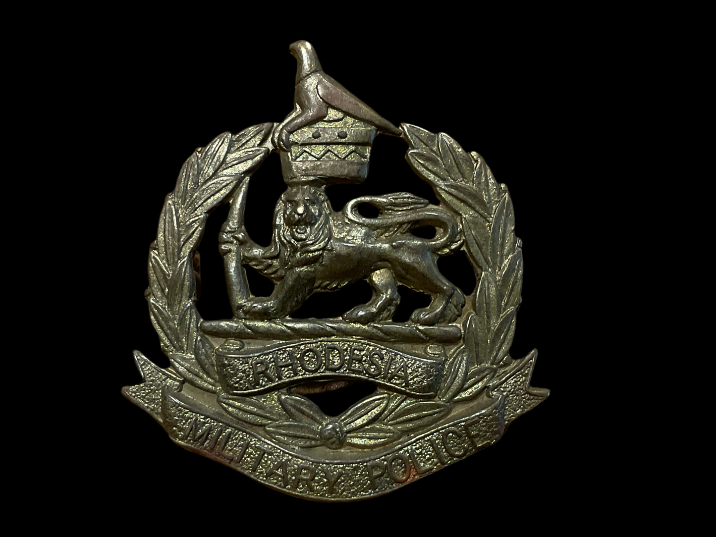 Gradia Militaria -  Rhodesia Military Police cap badge