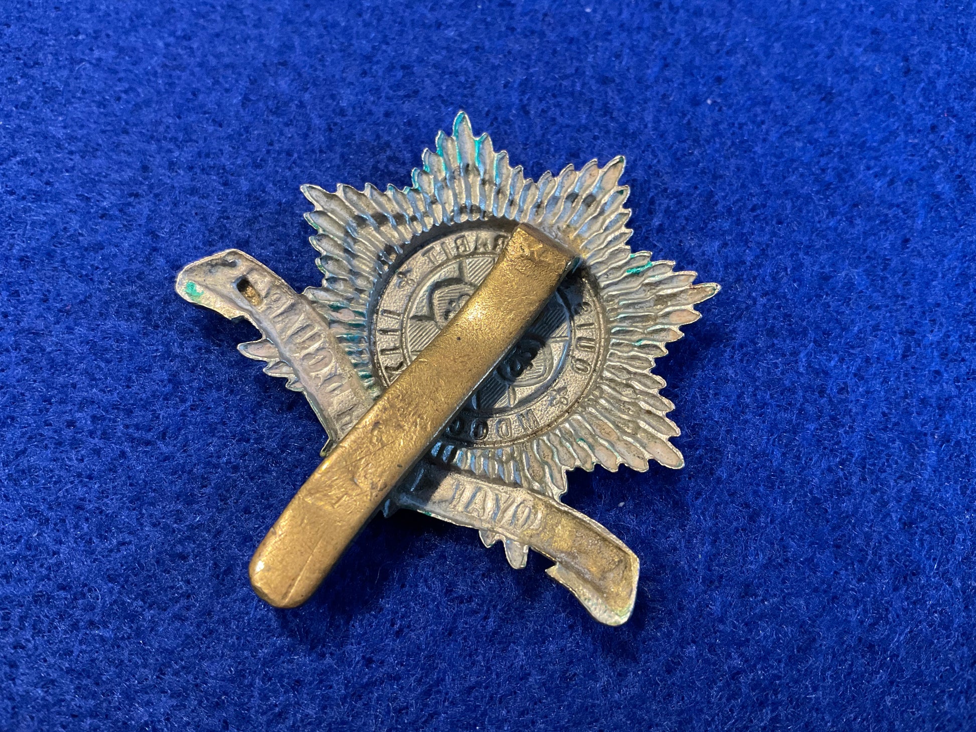 WW1 4th Royal Irish Dragoon Guards cap badge