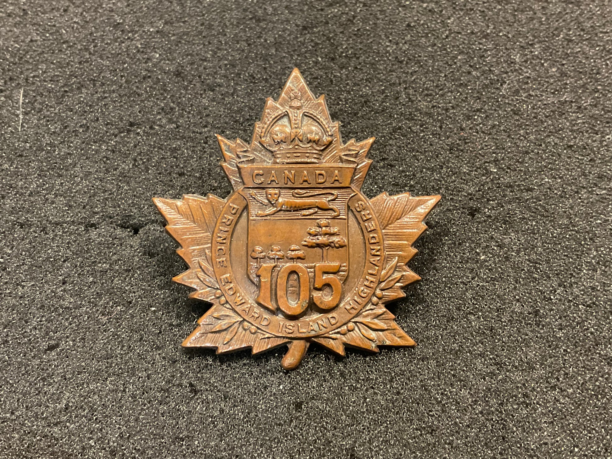WW1 CEF 105th Prince Edward Island Highlanders (Overseas) cap badge front