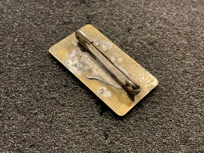 WW2 Dutch Liberation Day badge, 5 May 1945 (“Nederland Vrij”)