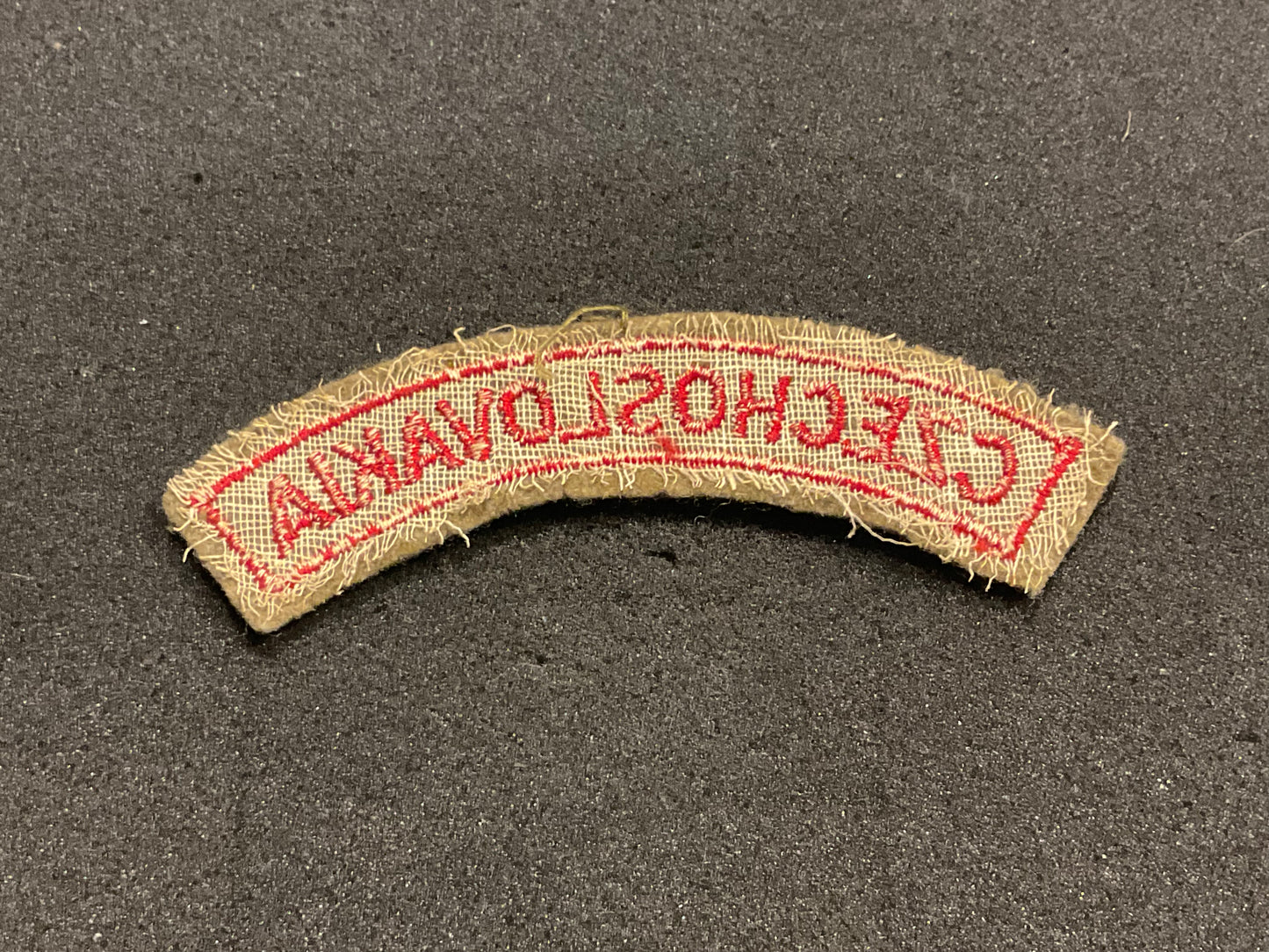 WW2 Free Czechoslovakia cloth shoulder title