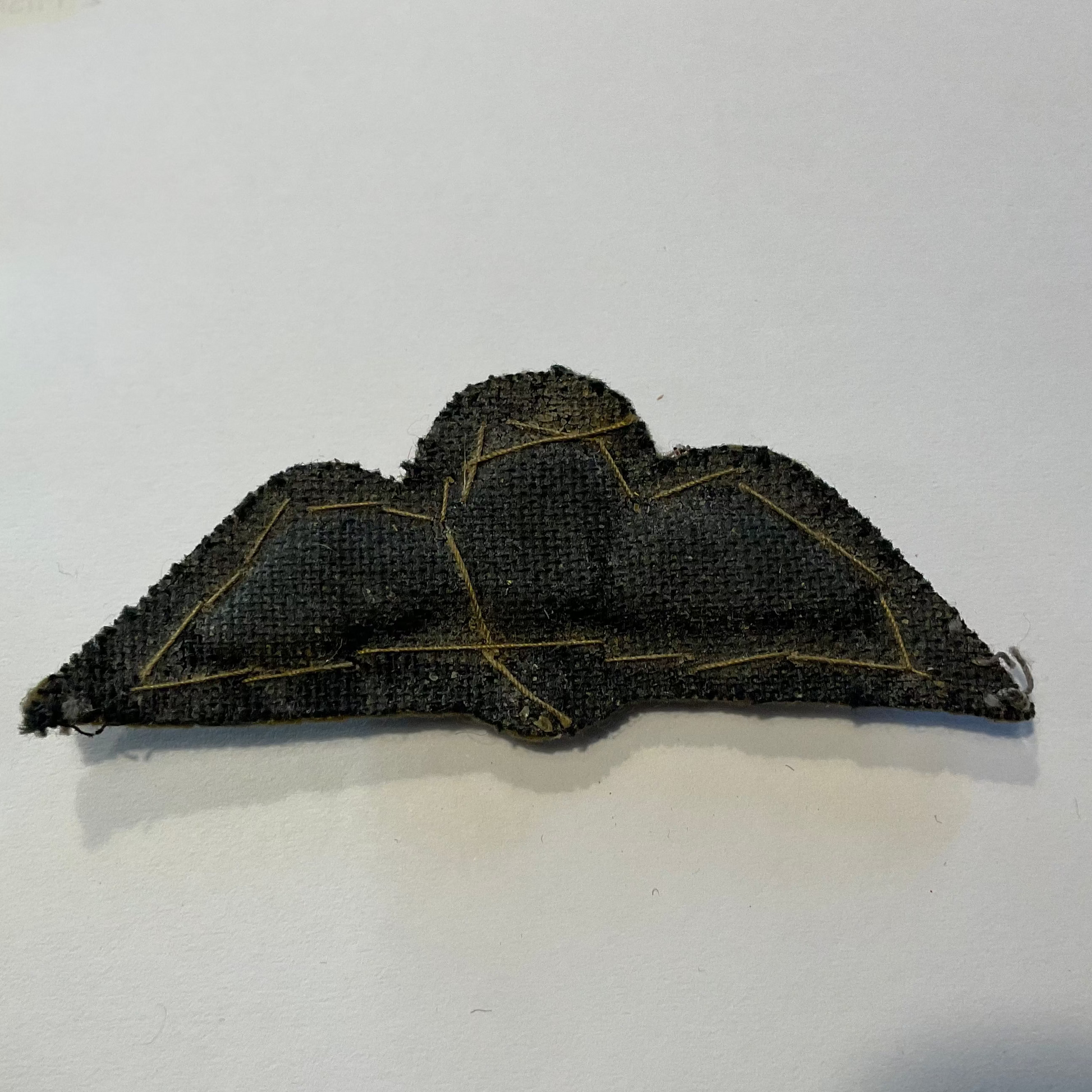 WW2 padded British Parachute qualification wings