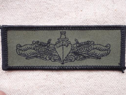 U.S Navy 'SURFACE WARFARE' Black on Olive Green Breast Qualification