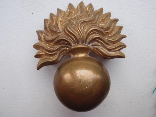 WW2 Grenadier Guards Cap Badge