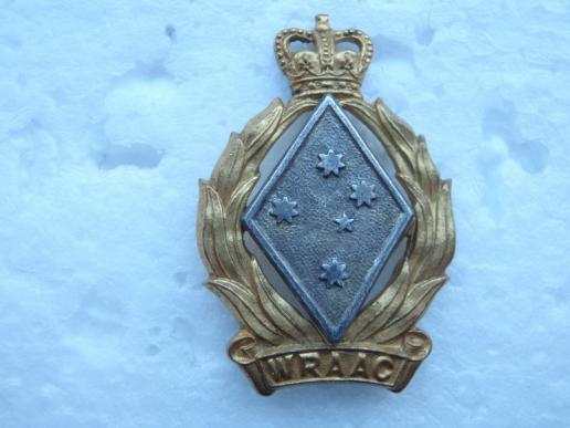 WRAAC 1953-60 Hat/Collar Badge
