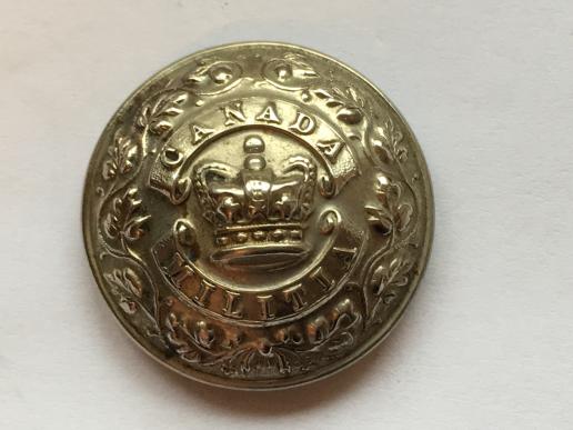 QCV Canada militia button in w/m