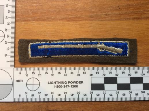 WW2 US combat Infantrymans wool And silk Breast badge